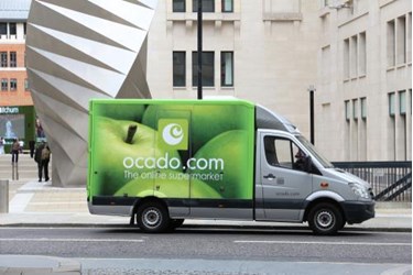 Ocado, bir dizi otonom araç geliştirmek için Oxbotica'ya yatırım yapıyor
