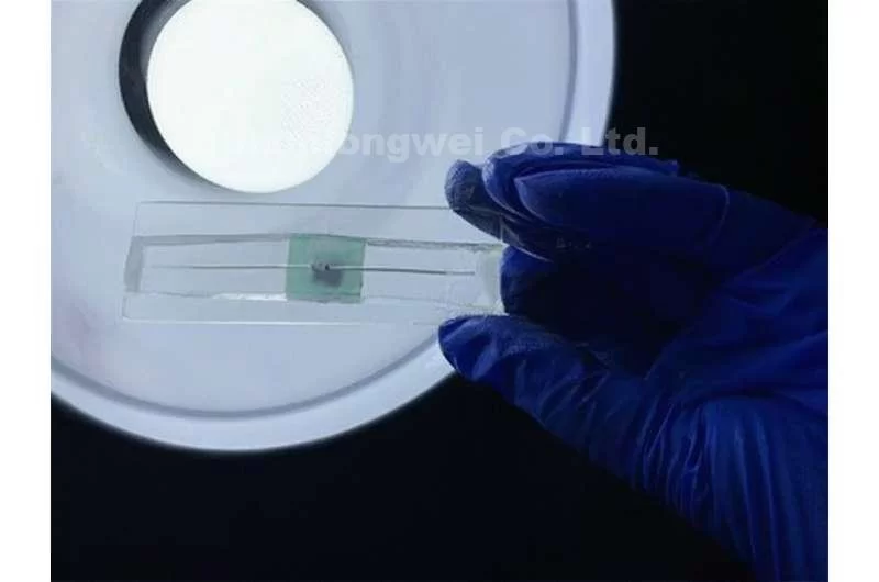 Penyelidik menggunakan logam cecair dan ablasi laser untuk mencipta antena miniatur yang boleh diregangkan